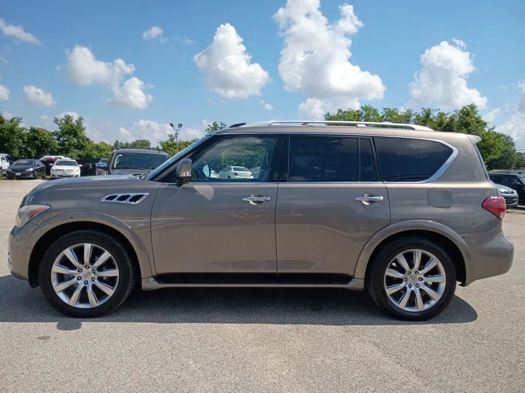 Used 2014 INFINITI QX80 4WD w/ Theater Package image 2