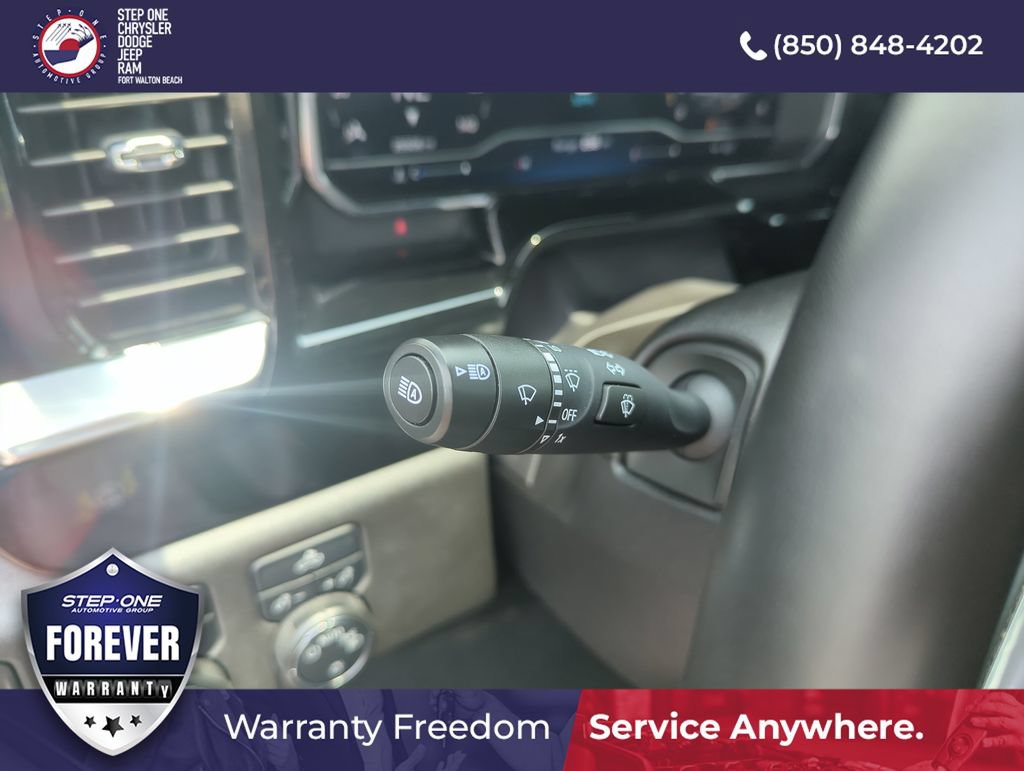 Used 2023 Chevrolet Silverado 1500 LT AWD/4WD image 20