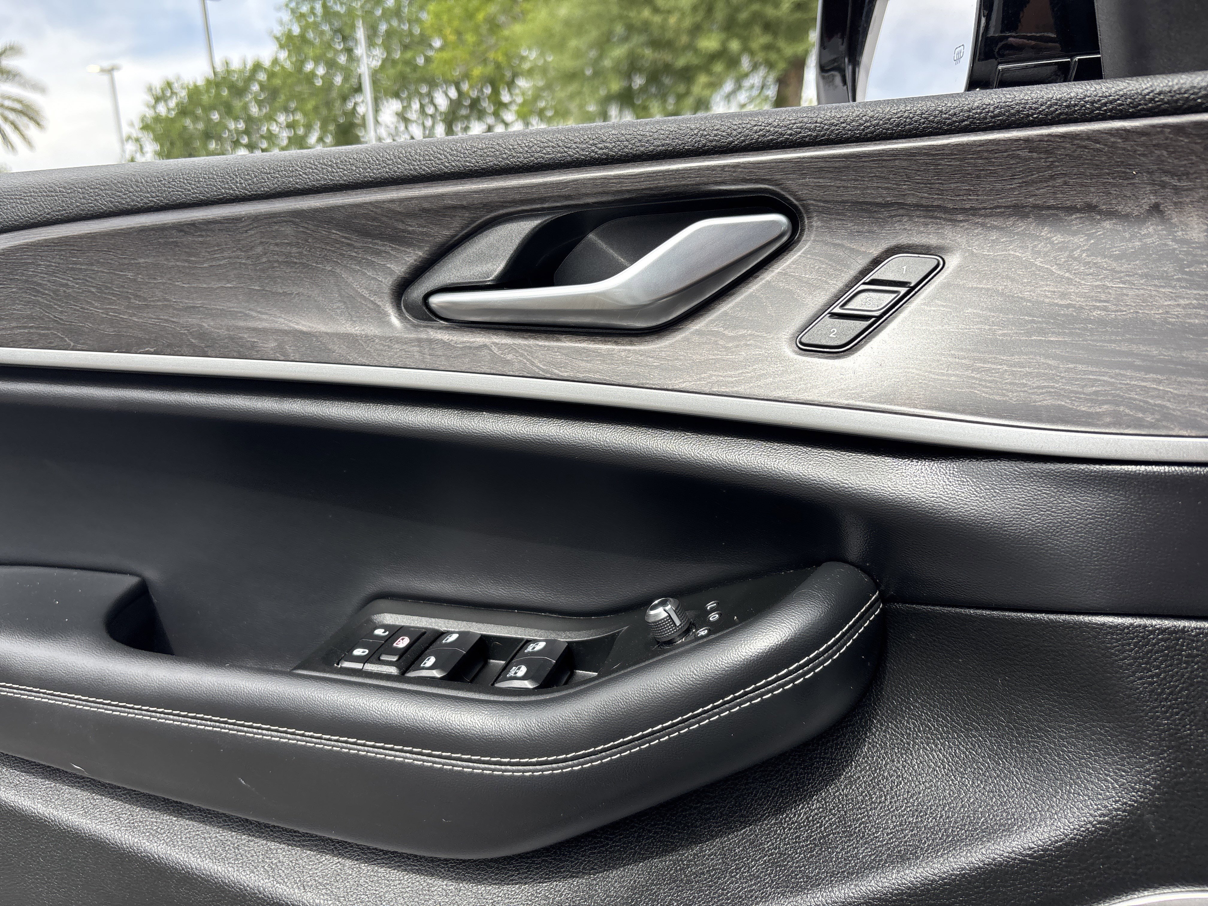 Used 2021 Jeep Grand Cherokee L Limited RWD image 20