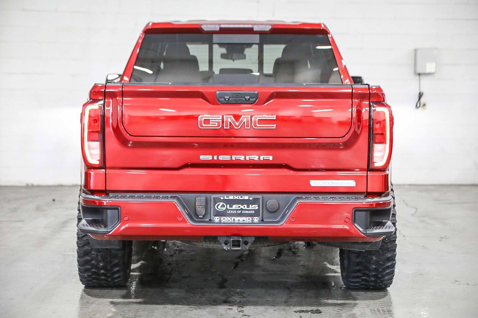 Used 2022 GMC Sierra 1500 Elevation w/ Elevation Premium Package image 6