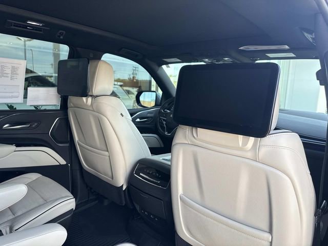 Used 2021 Cadillac Escalade Sport w/ Driver Assist Tech Package AWD/4WD image 26