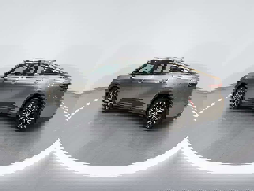 Certified 2023 Toyota Crown XLE image 6