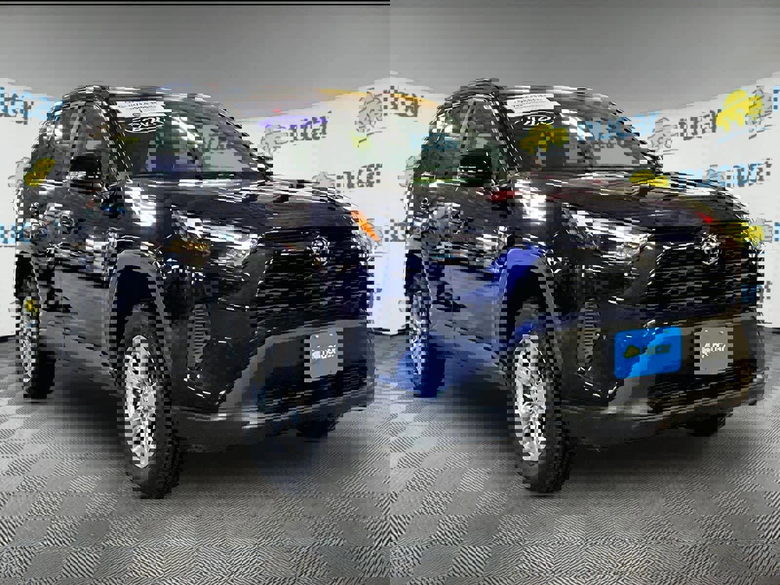 Used 2023 Toyota RAV4 XLE w/ Convenience Package image 1