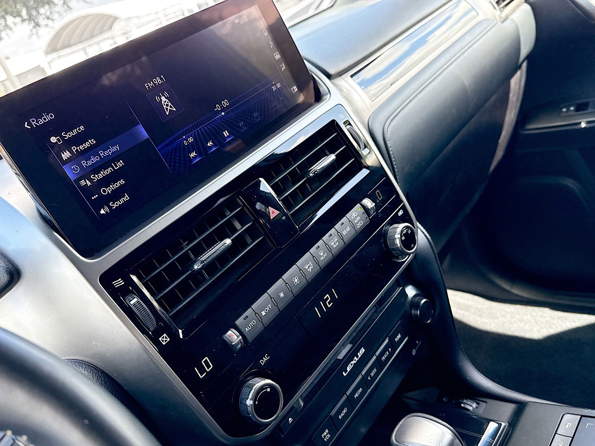 Used 2023 Lexus GX 460 Premium w/ Premium Package AWD/4WD image 27