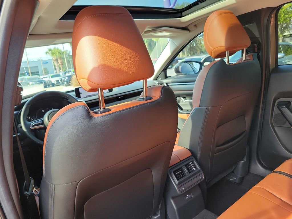 Certified 2025 MAZDA CX-50 Meridian Edition w/ Weather Package image 17