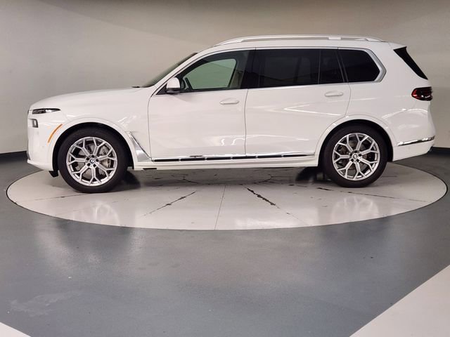 Used 2025 BMW X7 xDrive40i AWD/4WD image 5