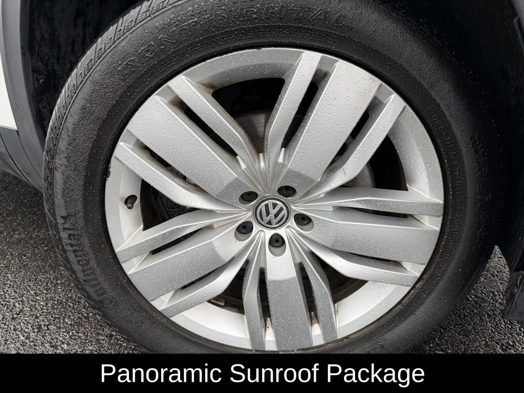 Used 2020 Volkswagen Atlas SE w/ Panoramic Sunroof Package image 12