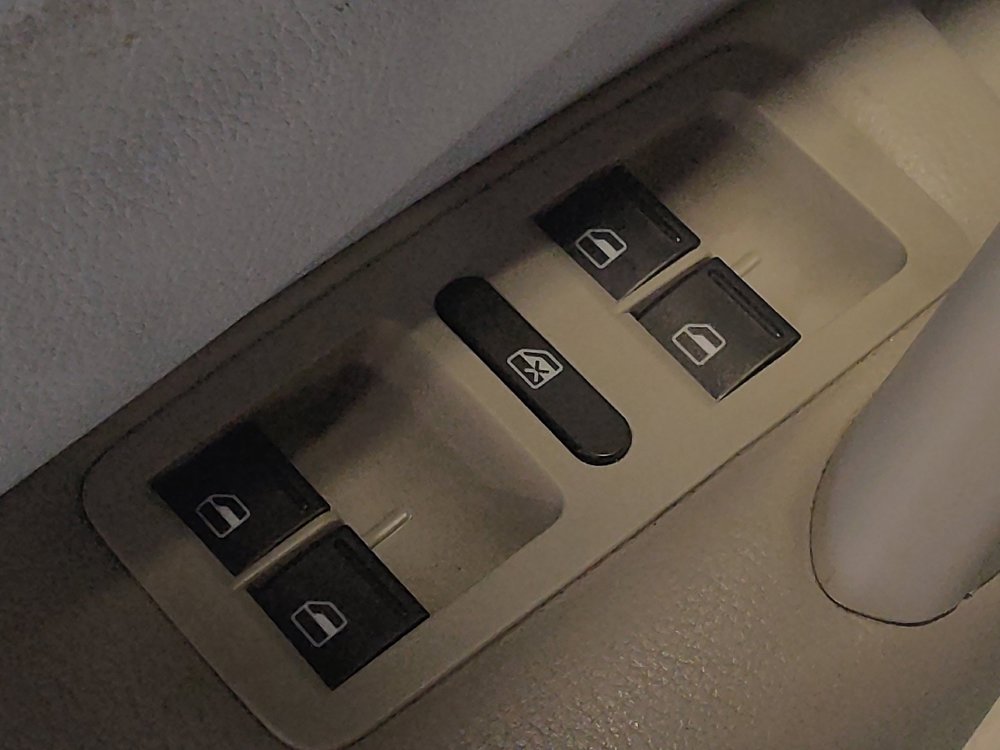 Used 2015 Volkswagen Passat 1.8T Limited Edition image 27