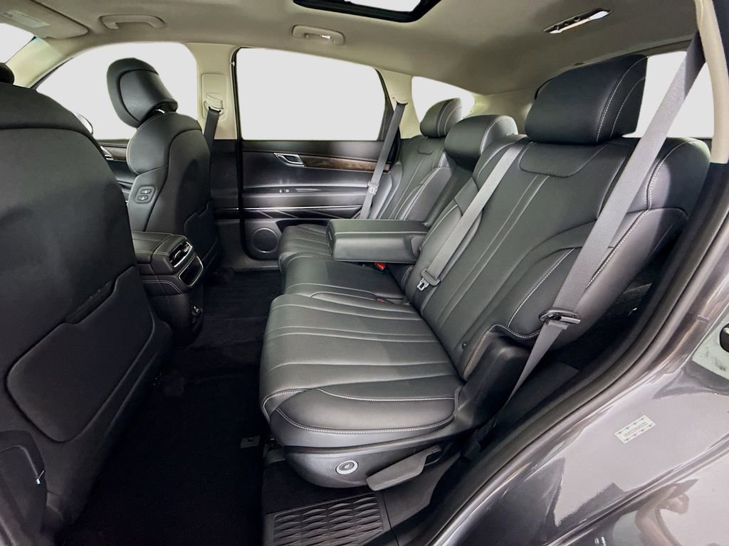 Used 2021 Genesis GV80 3.5T image 22