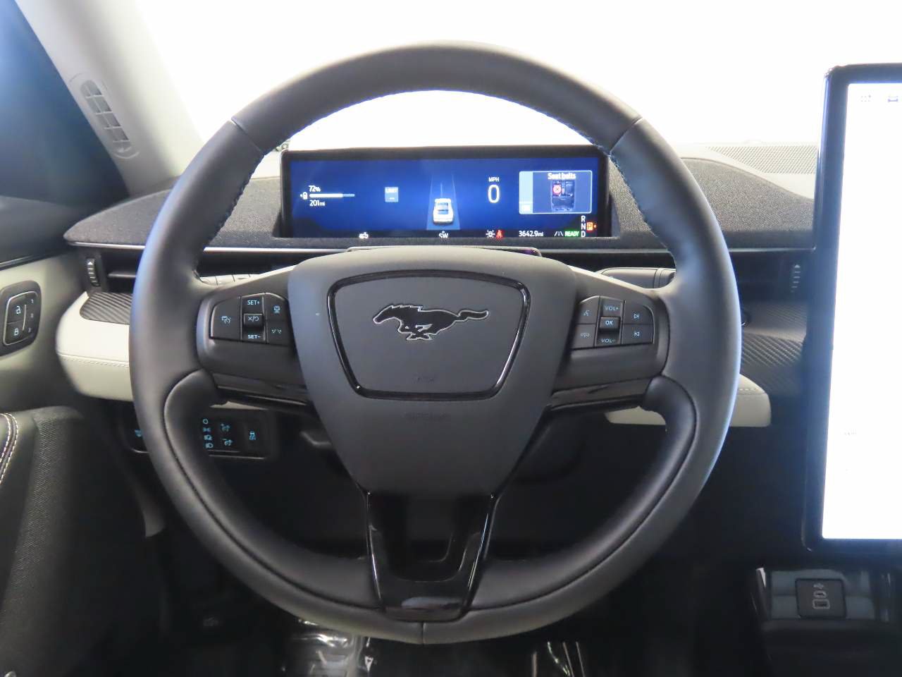Used 2025 Ford Mustang Mach-E Premium AWD/4WD image 9