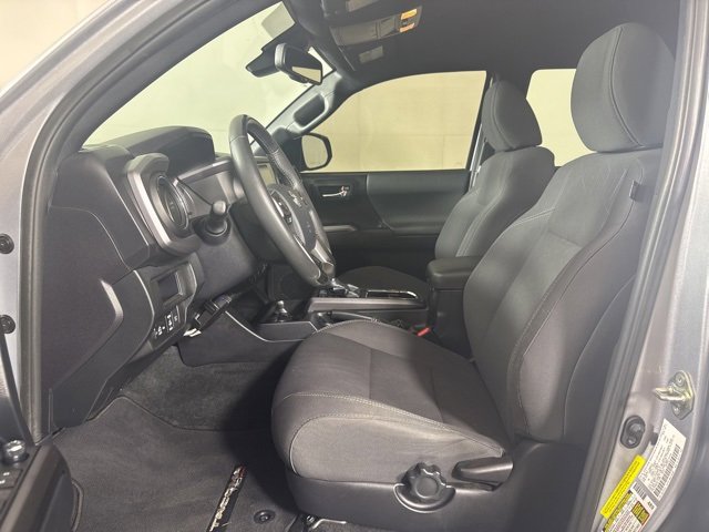 Used 2018 Toyota Tacoma TRD Sport image 11