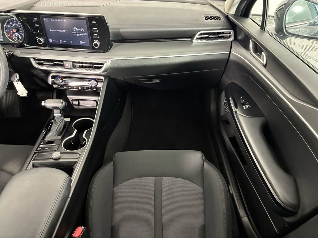 Used 2022 Kia K5 LX image 17