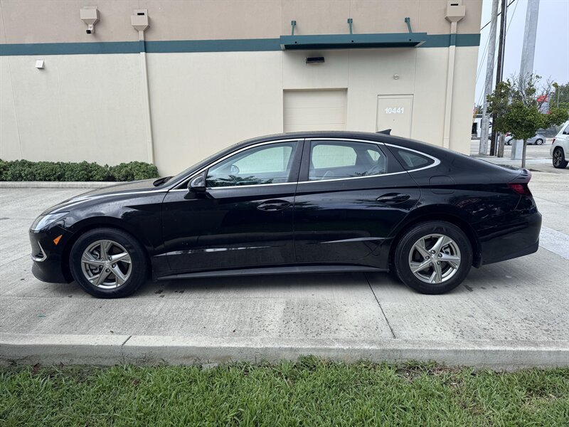 Used 2023 Hyundai Sonata SE FWD image 8