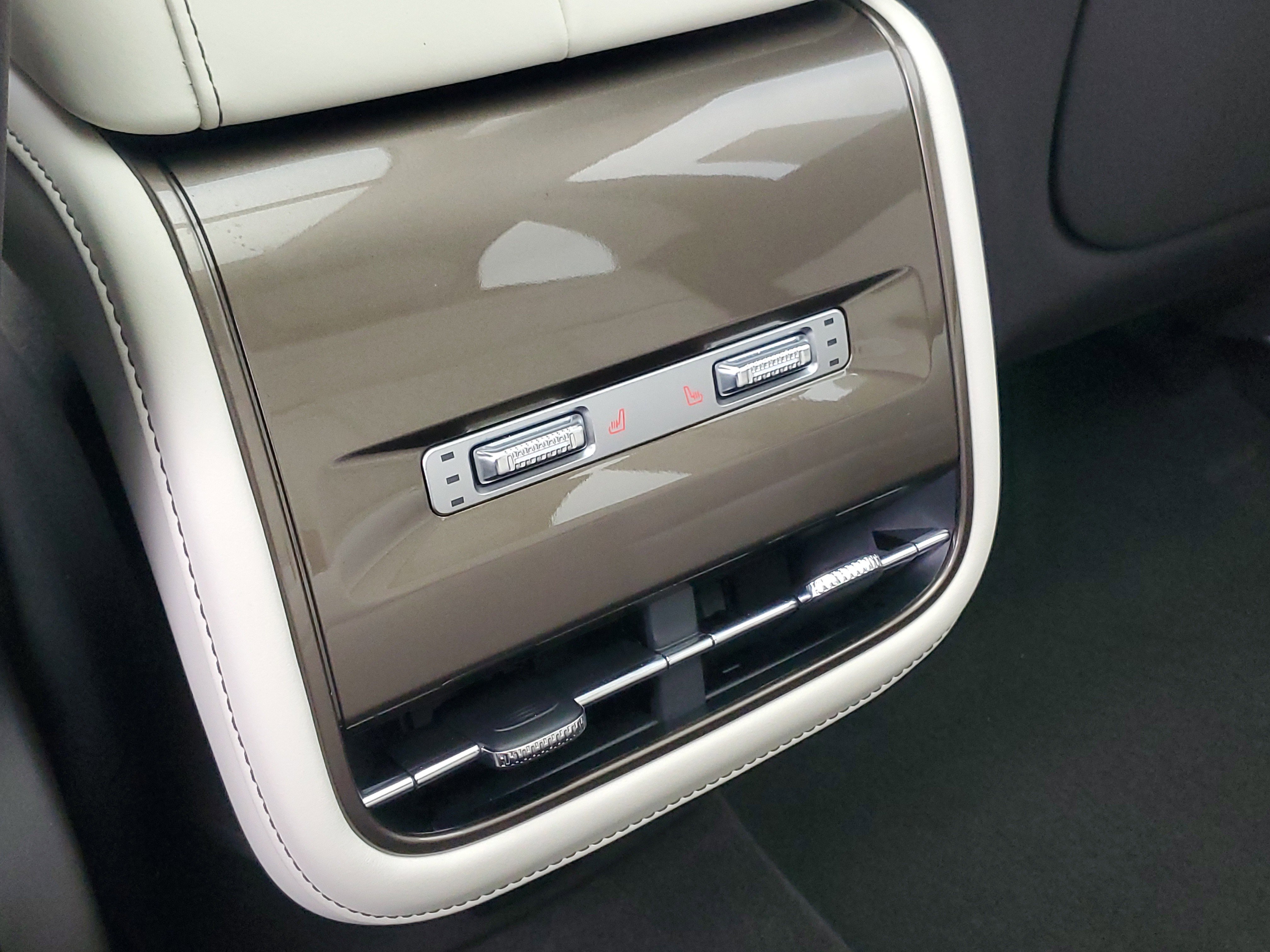 New 2026 Lincoln Nautilus Black Label w/ Jet Appearance Package image 30