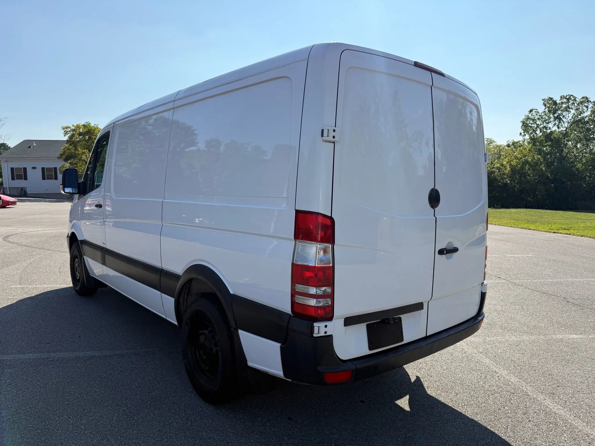 Used 2016 Mercedes-Benz Sprinter 2500 w/ Convenience Package image 5