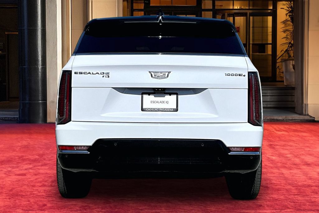 New 2026 Cadillac Escalade IQ Luxury 2 w/ LPO, Floor Liner Package AWD/4WD image 5