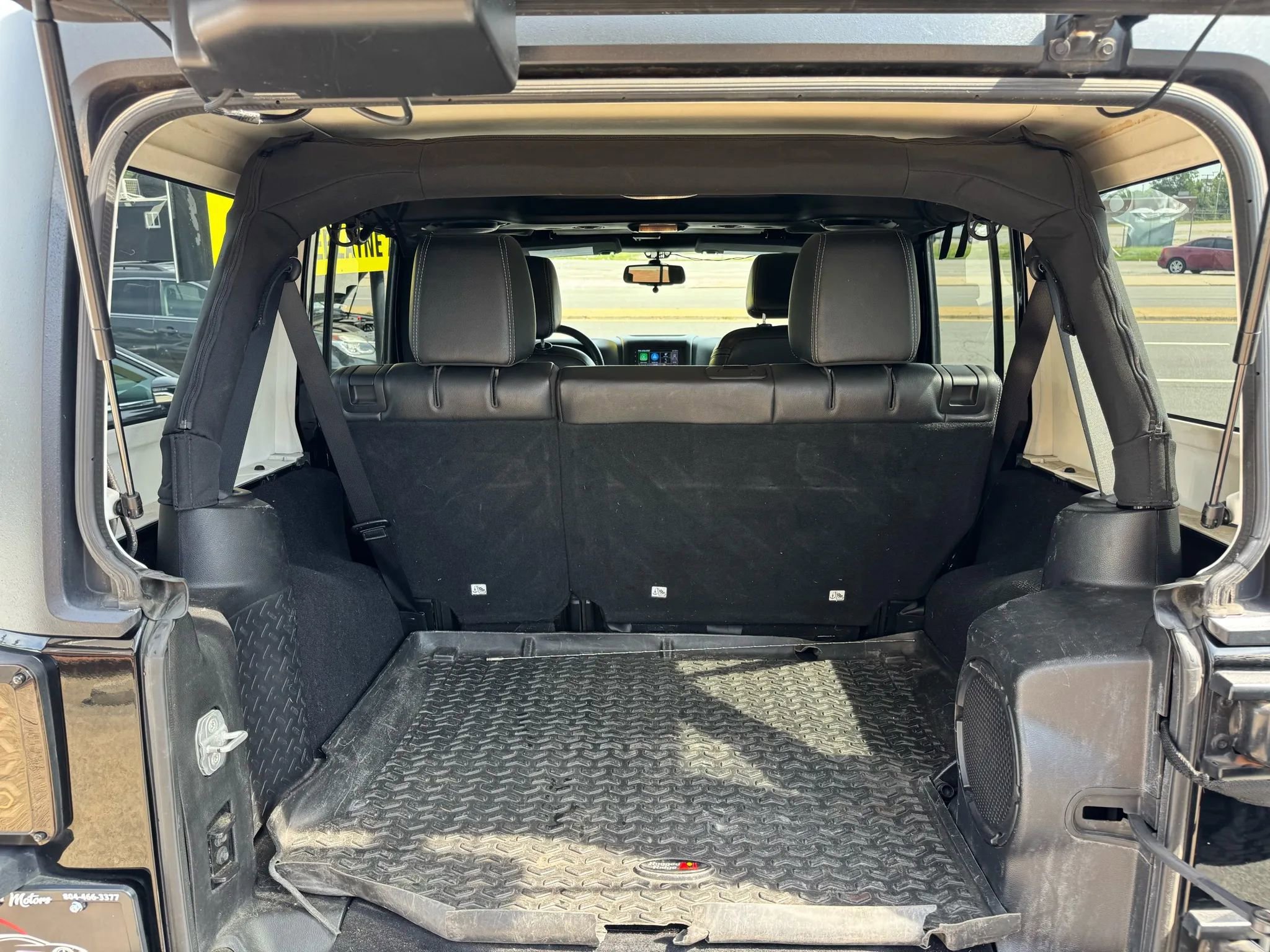 Used 2013 Jeep Wrangler Unlimited Sahara w/ Connectivity Group image 13