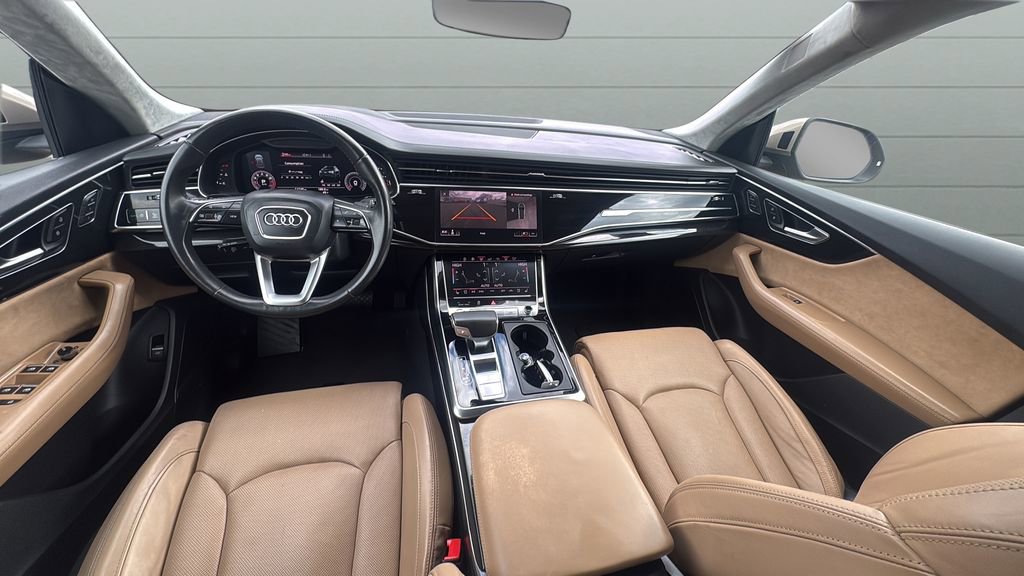 Used 2019 Audi Q8 Prestige image 16