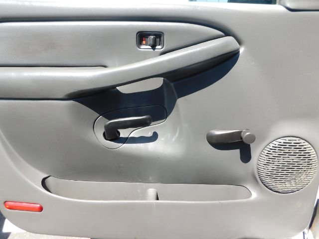 Used 2006 Chevrolet Silverado 2500 W/T image 11