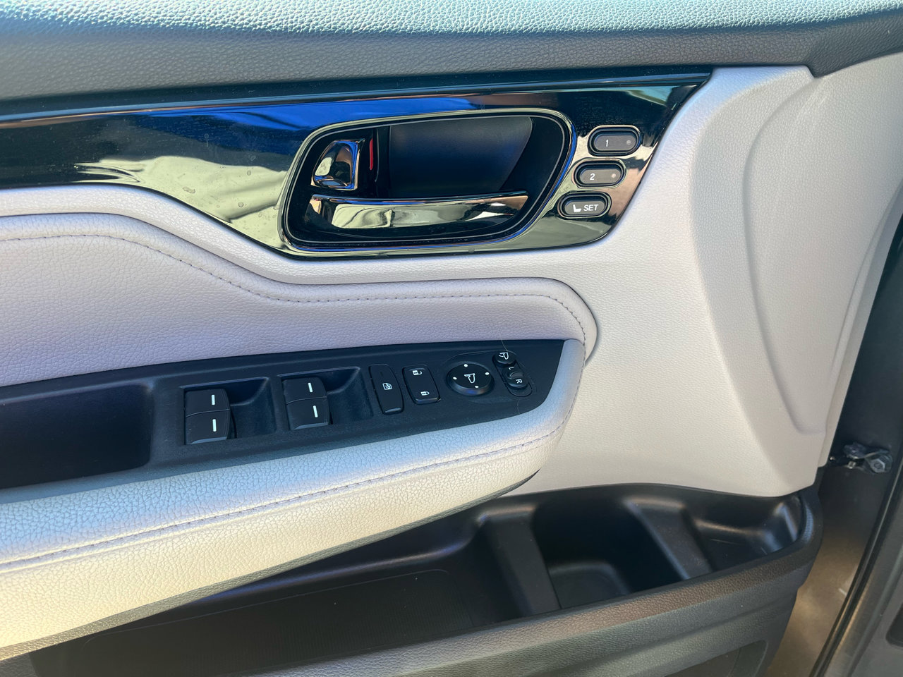 Used 2019 Honda Odyssey Elite image 13