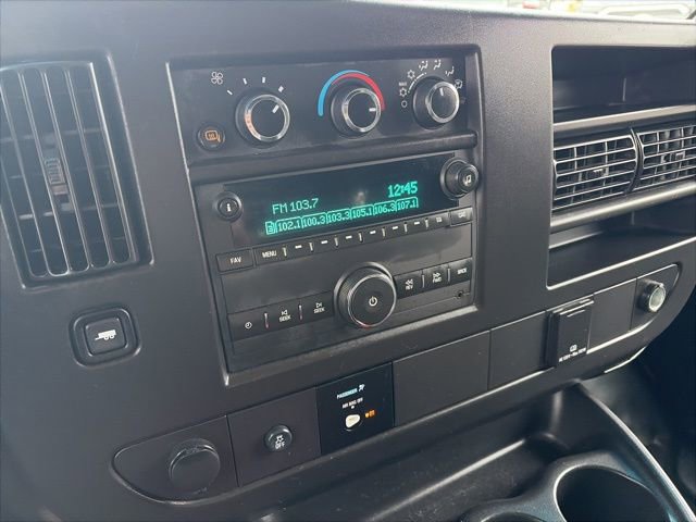 Used 2024 GMC Savana 2500 Work Van w/ Driver Convenience Package image 19