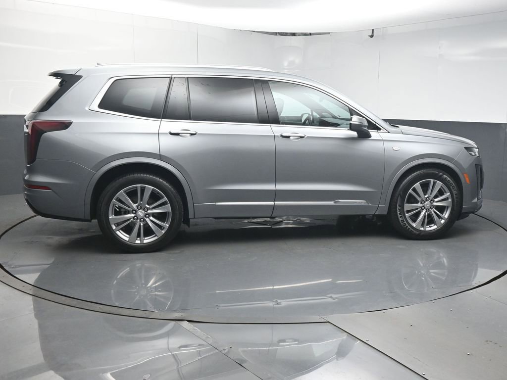 Used 2024 Cadillac XT6 Premium Luxury image 8