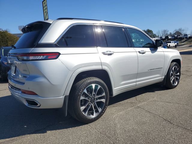 Certified 2022 Jeep Grand Cherokee Overland w/ Luxury Tech Group IV image 8