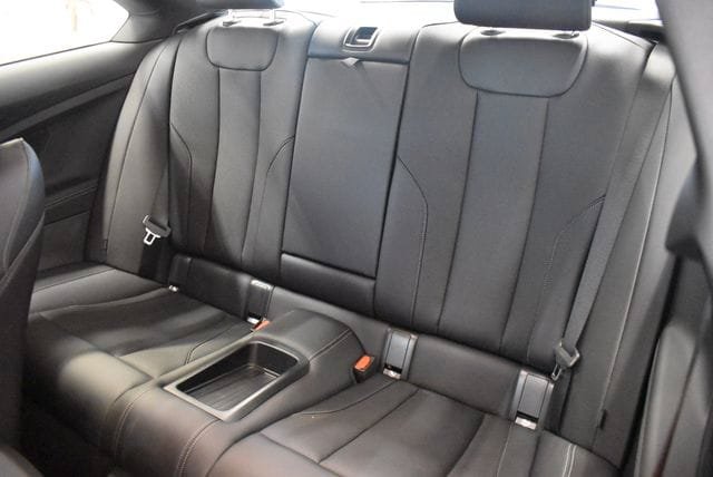 Used 2026 BMW M240i xDrive Coupe AWD/4WD image 7