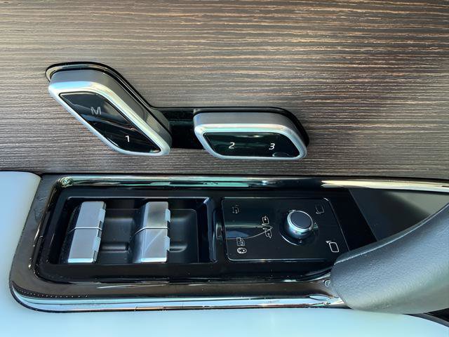 Certified 2023 Land Rover Range Rover Sport SE image 17