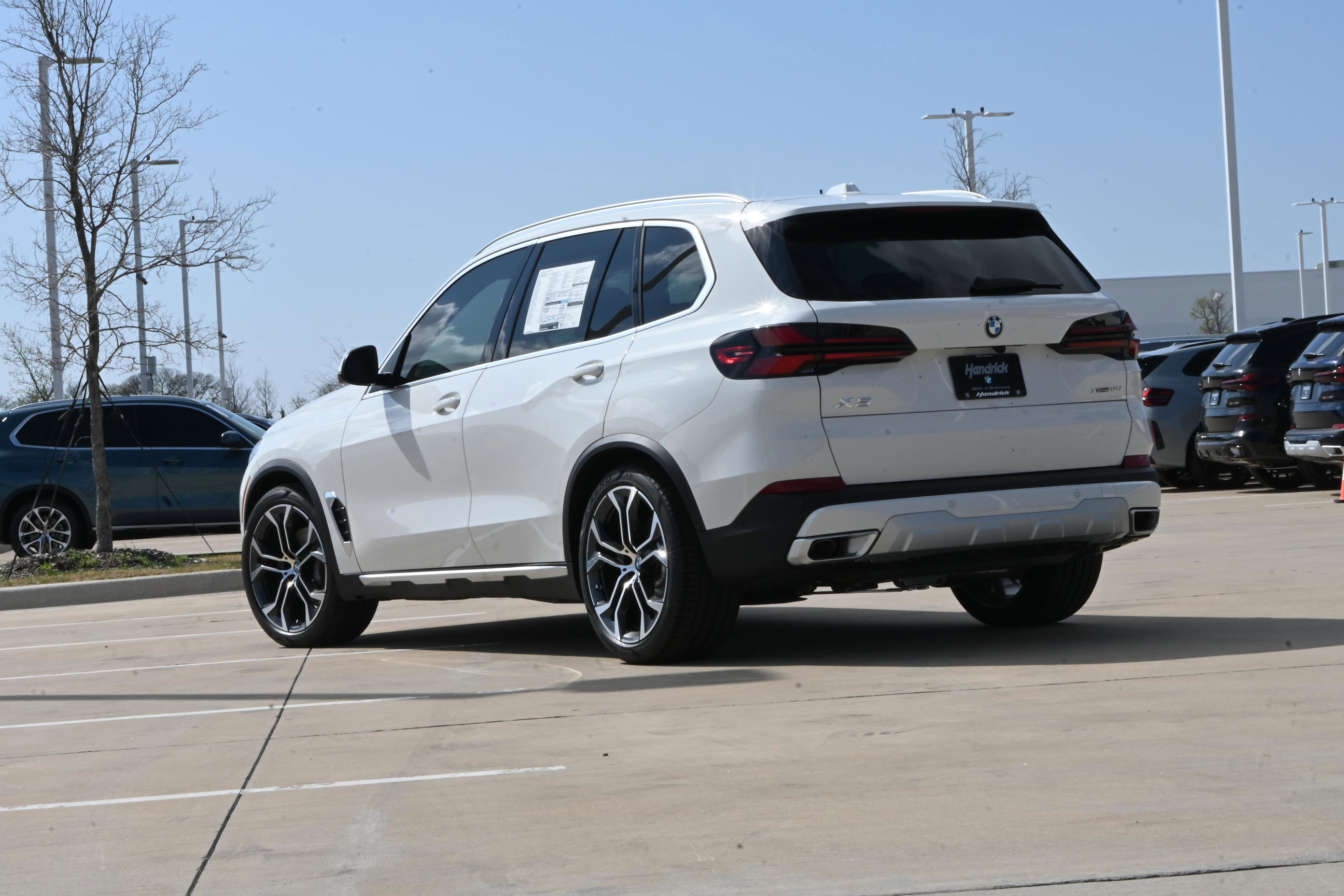 New 2026 BMW X5 xDrive40i AWD/4WD image 3