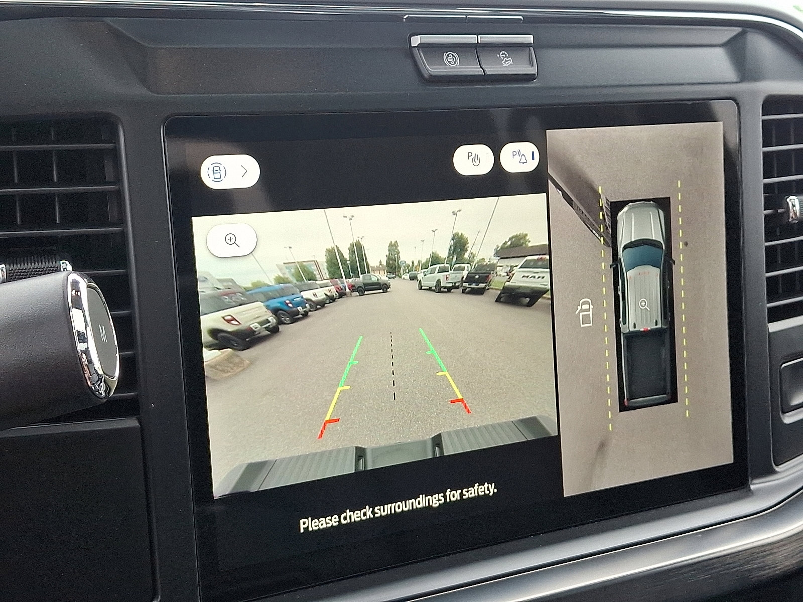 Certified 2025 Ford F350 Lariat image 24