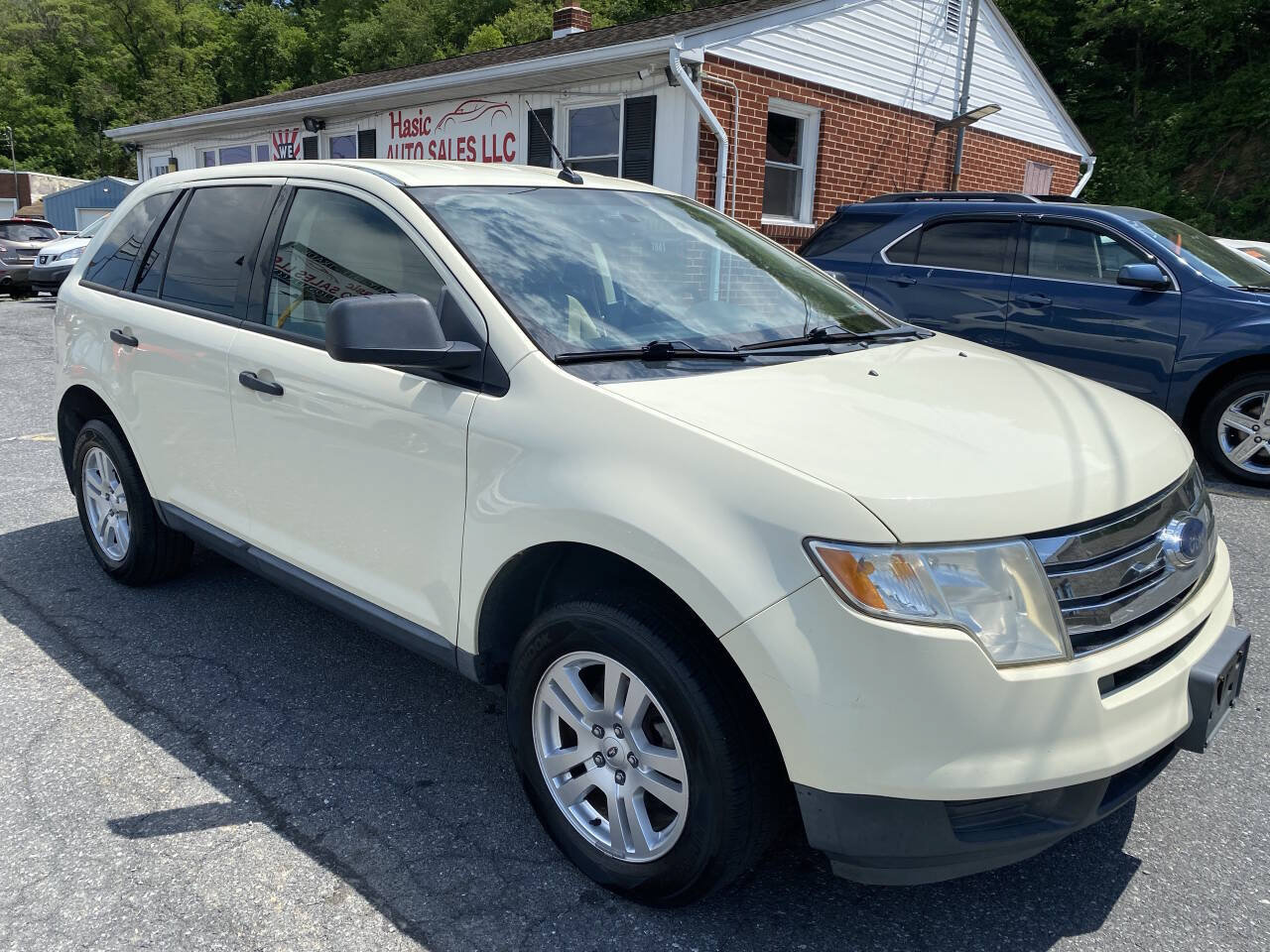 Used 2008 Ford Edge SE FWD image 3