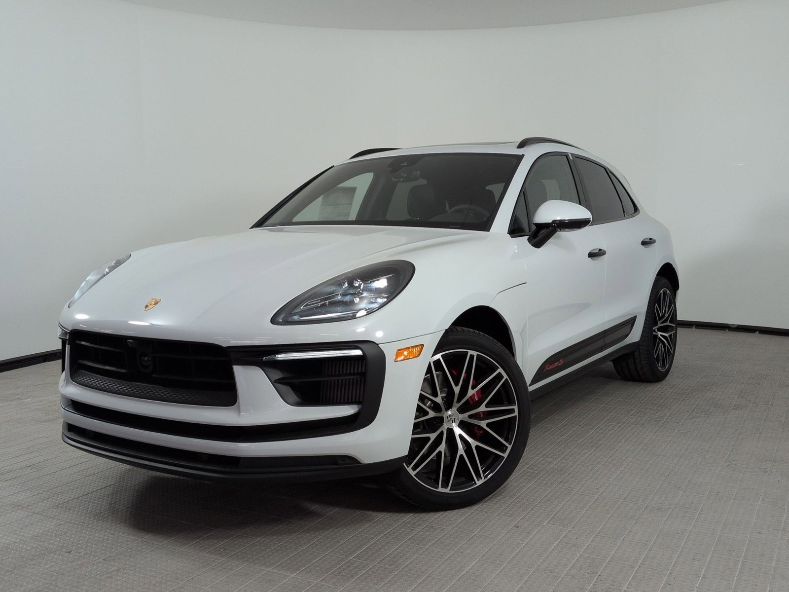 New 2026 Porsche Macan S AWD/4WD image 1