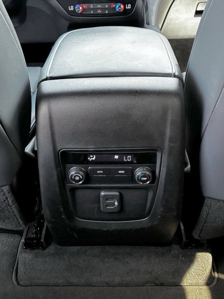 Used 2023 Buick Enclave Essence AWD/4WD image 31