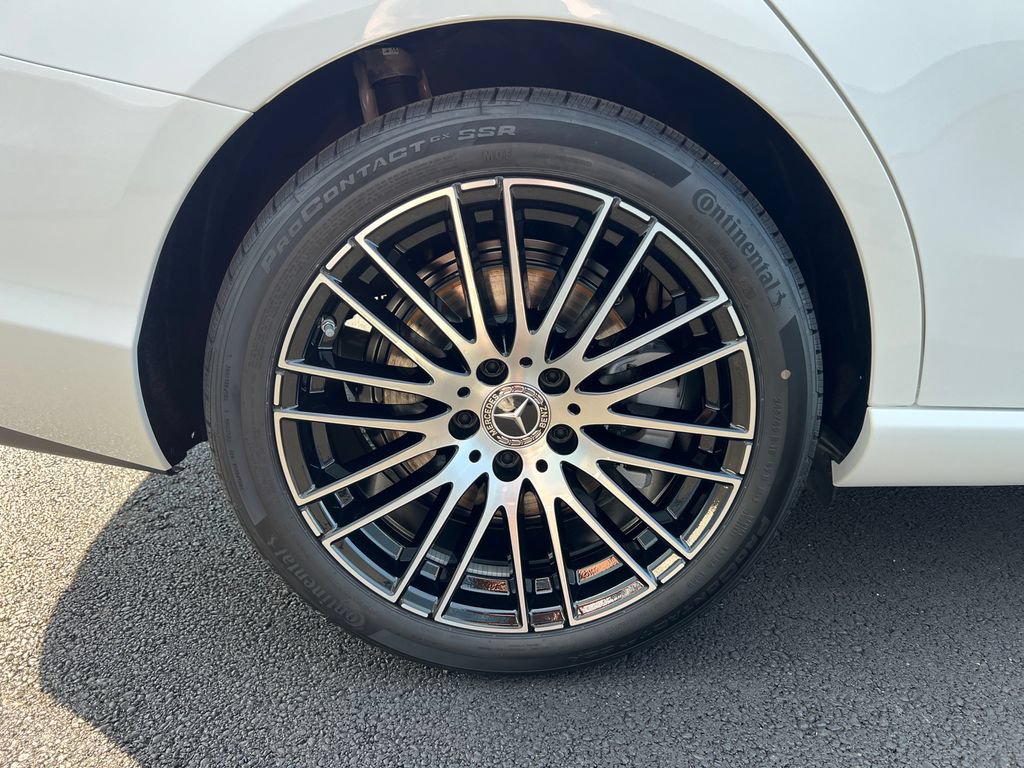 New 2026 Mercedes-Benz C 300 4MATIC Sedan image 36