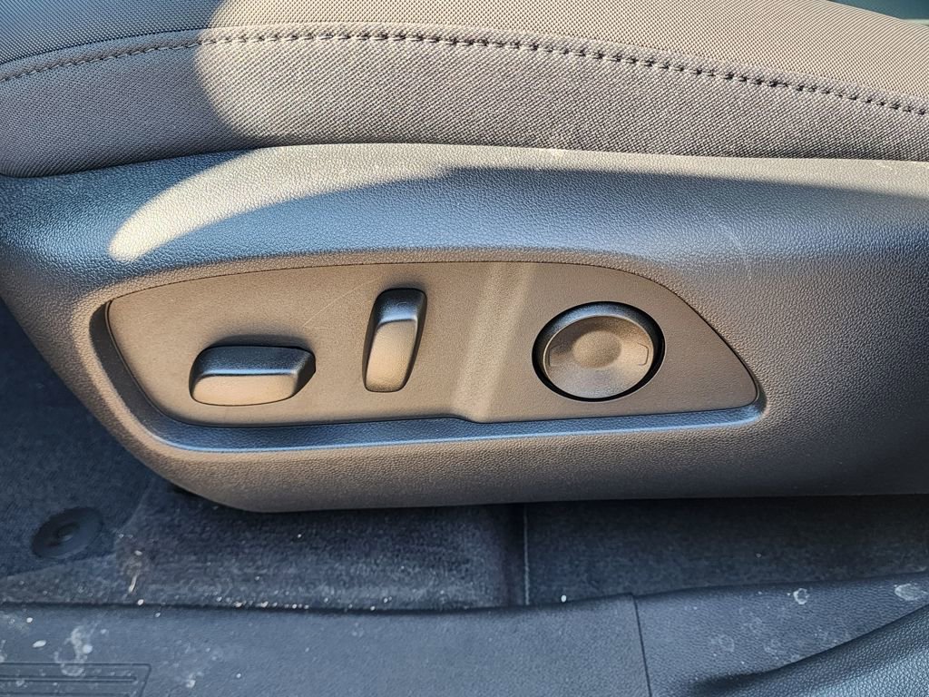 New 2026 GMC Terrain AT4 w/ Convenience Package III AWD/4WD image 17