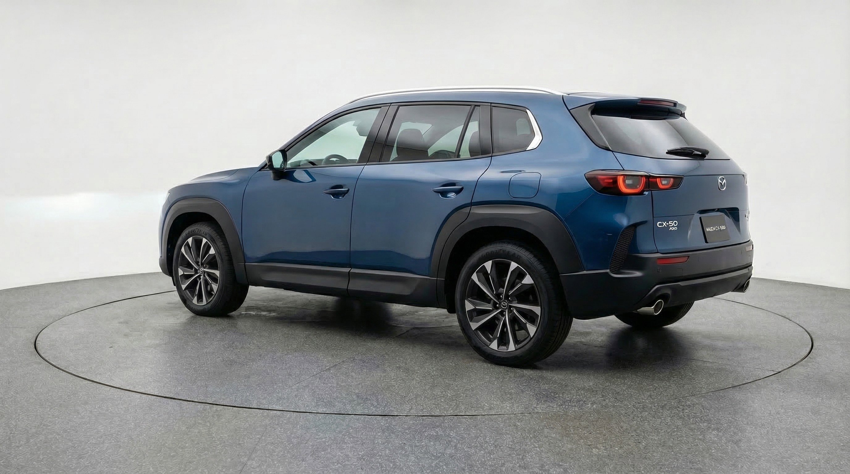 Used 2025 MAZDA CX-50 2.5 Hybrid w/ Premium Plus Pkg AWD/4WD image 6