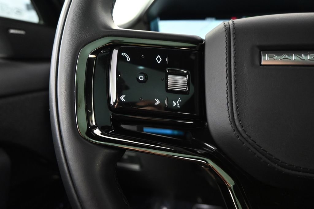 Used 2023 Land Rover Range Rover Sport SE Dynamic image 36