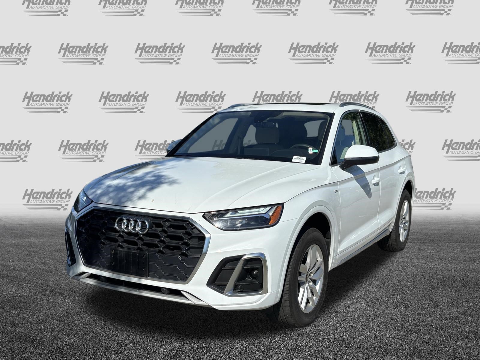 Used 2023 Audi Q5 2.0T Premium w/ Convenience Package AWD/4WD image 6