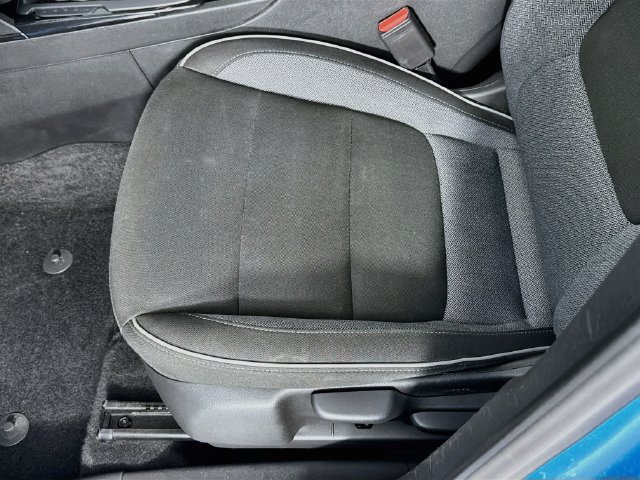 Used 2025 Chevrolet TrailBlazer LT AWD/4WD image 19