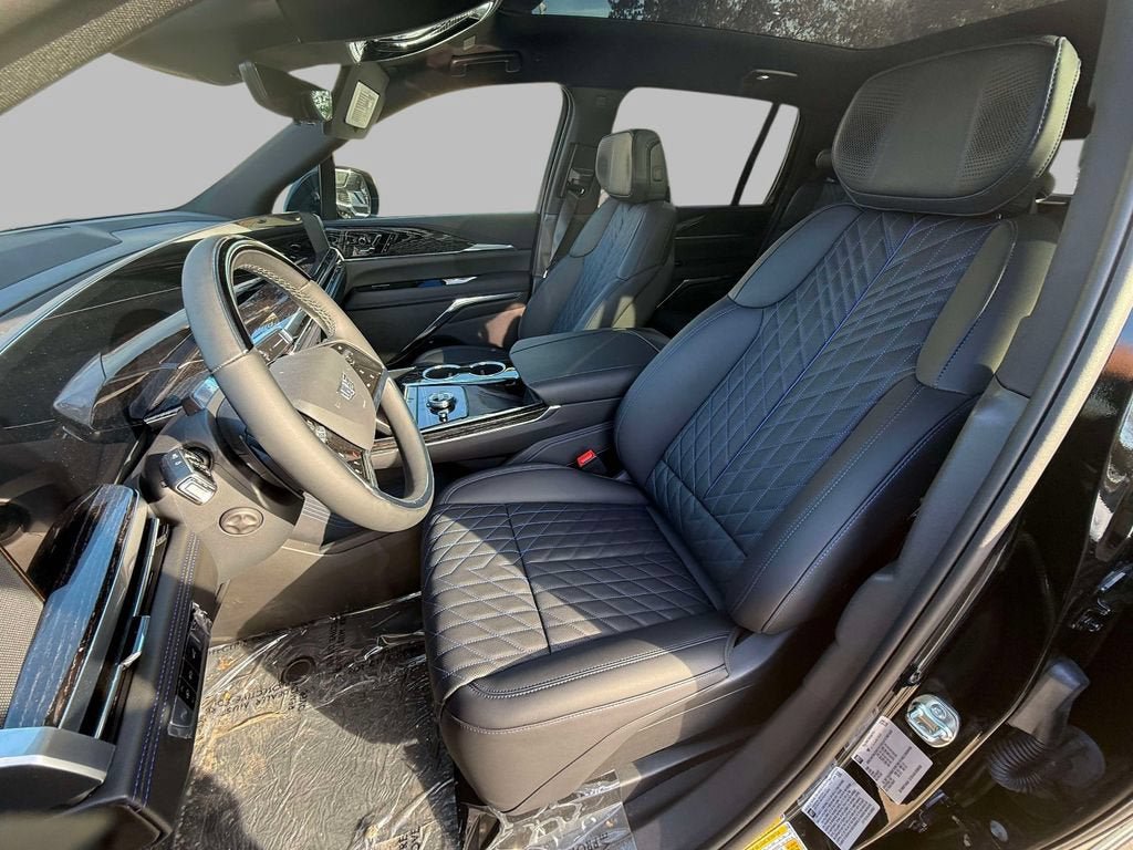 New 2025 Cadillac Escalade IQ Luxury 1 AWD/4WD image 2