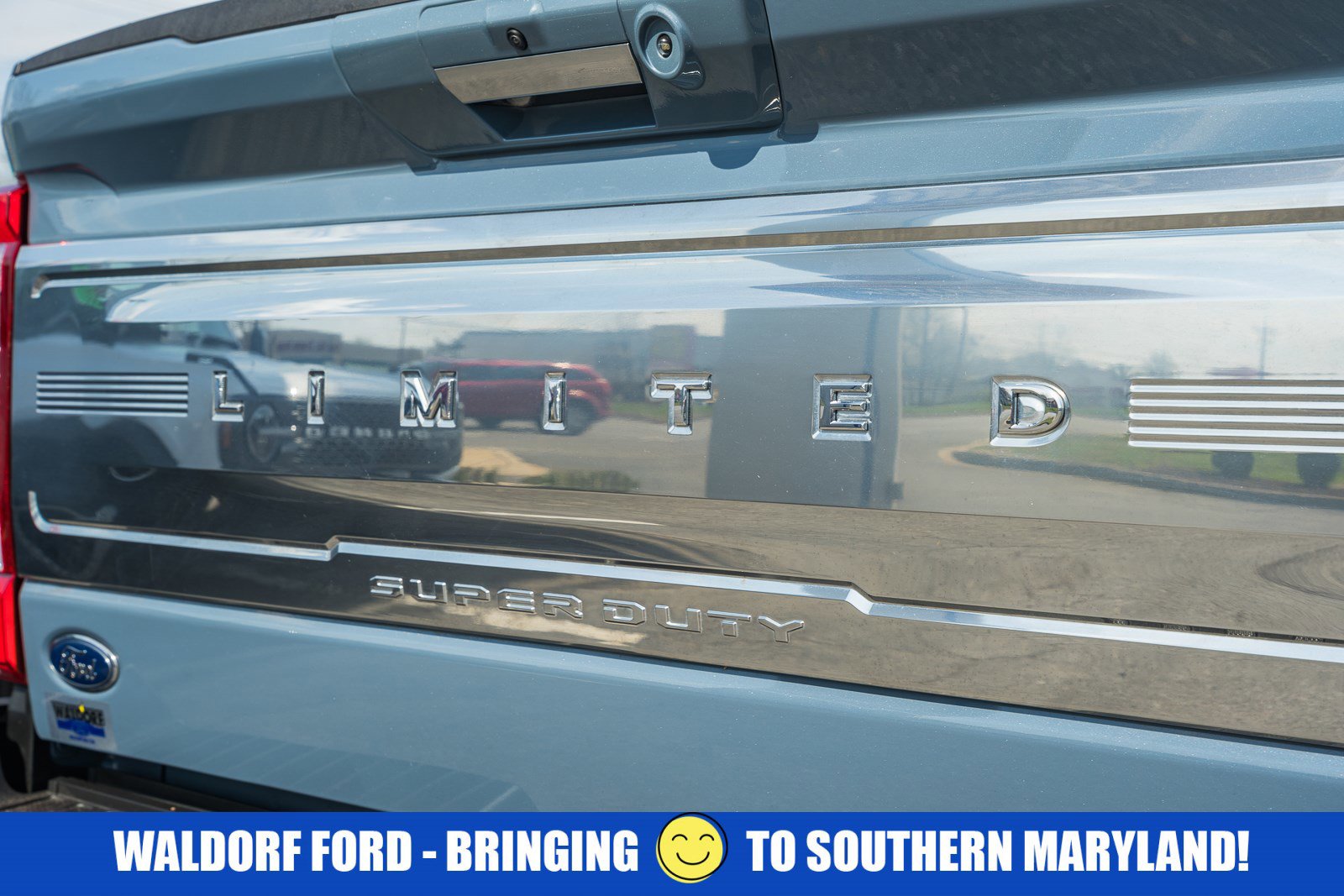 Used 2023 Ford F450 Limited w/ FX4 Off-Road Package image 7