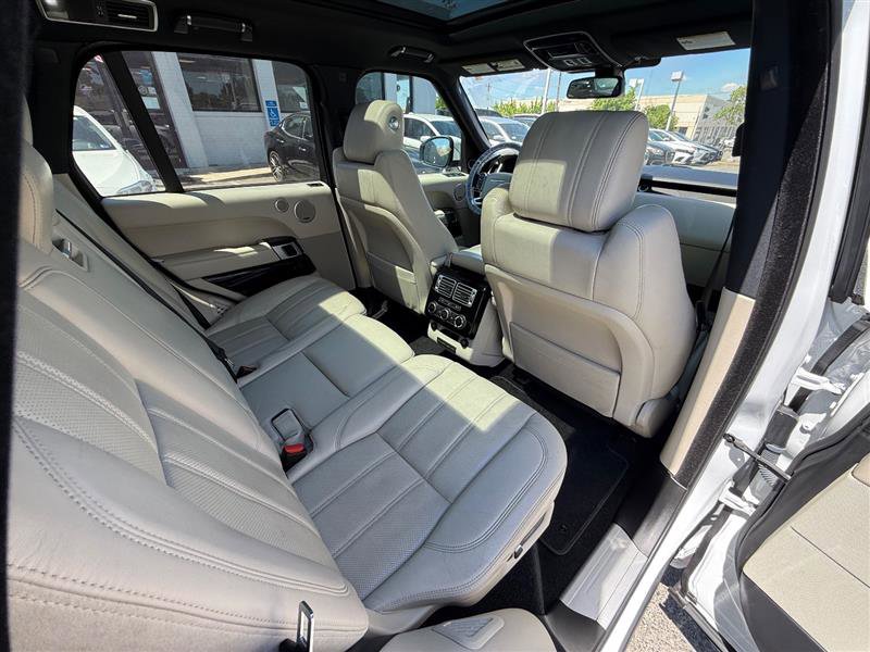 Used 2015 Land Rover Range Rover HSE AWD/4WD image 27