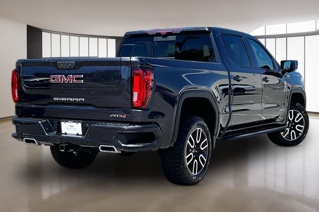Used 2022 GMC Sierra 1500 AT4 w/ AT4 Premium Package AWD/4WD image 2