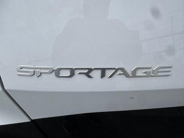 Used 2023 Kia Sportage SX image 19