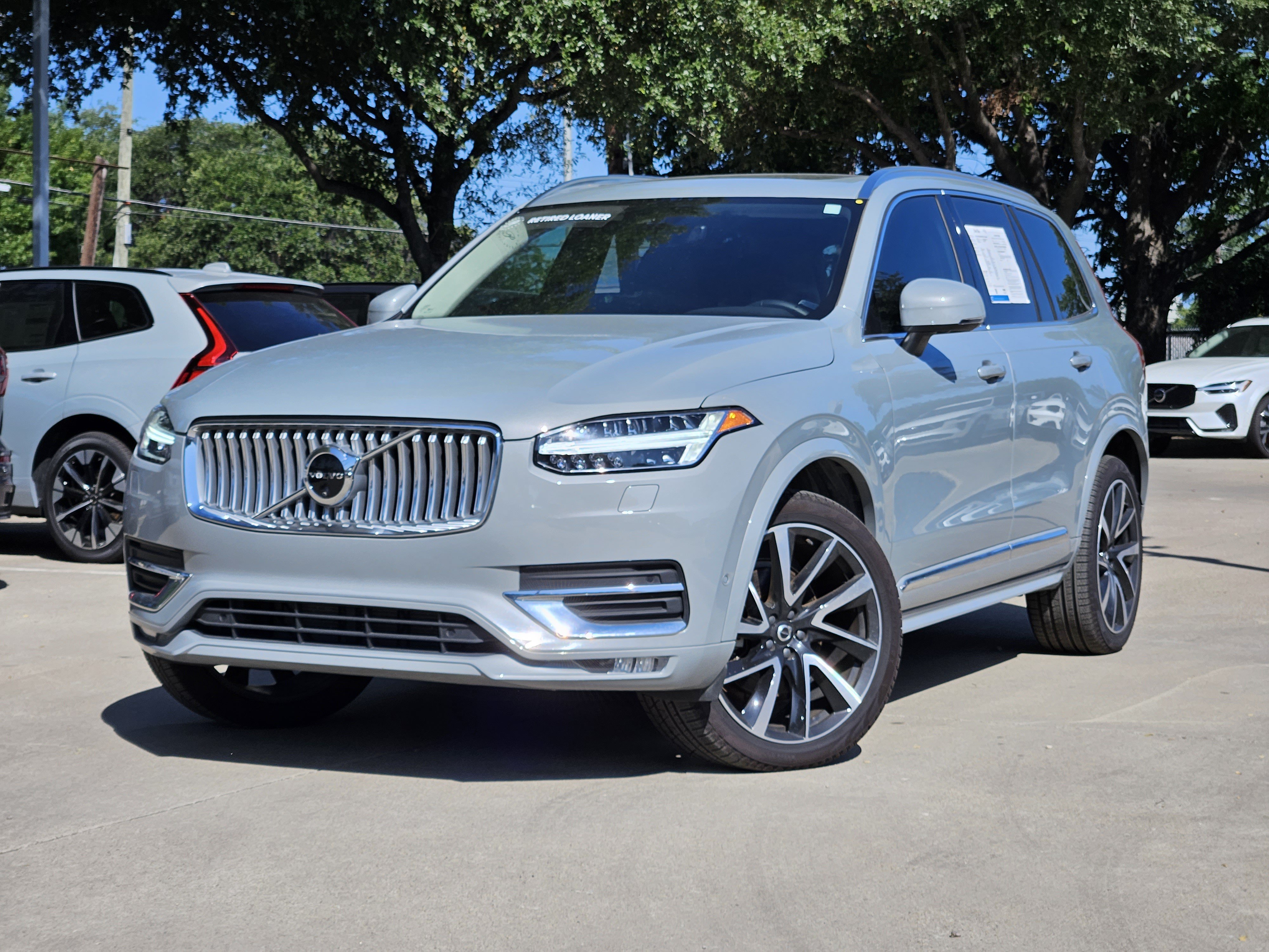 New 2025 Volvo XC90 B6 Plus w/ Protection Package Premier AWD/4WD video 1