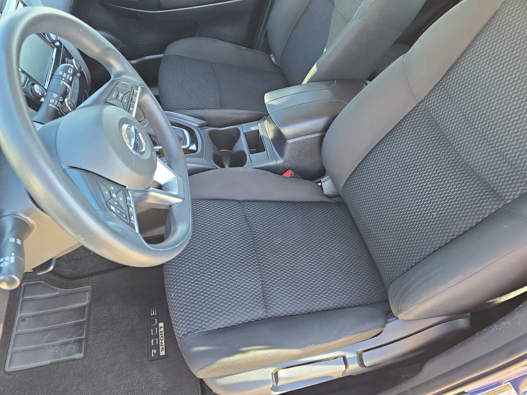 Used 2022 Nissan Rogue Sport S image 15