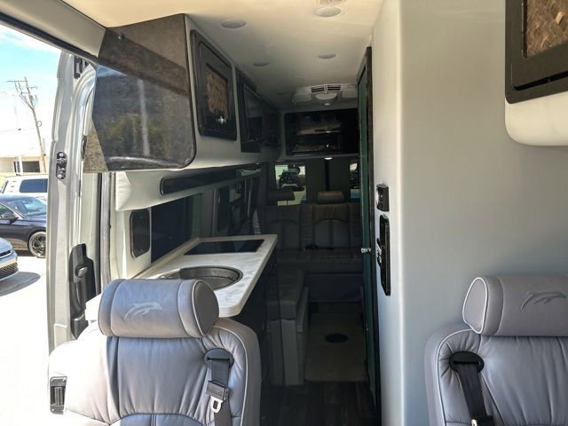 Used 2017 Mercedes-Benz Sprinter 3500 image 14