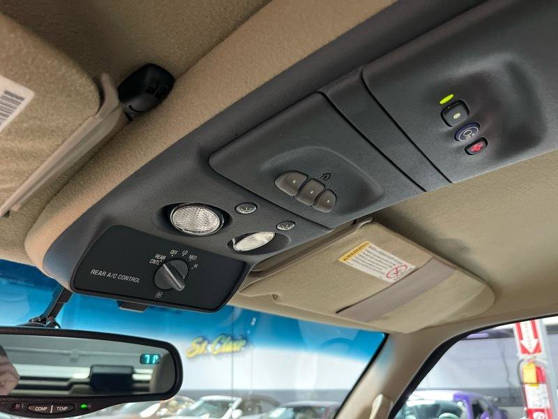 Used 1999 Cadillac Escalade 4WD image 33