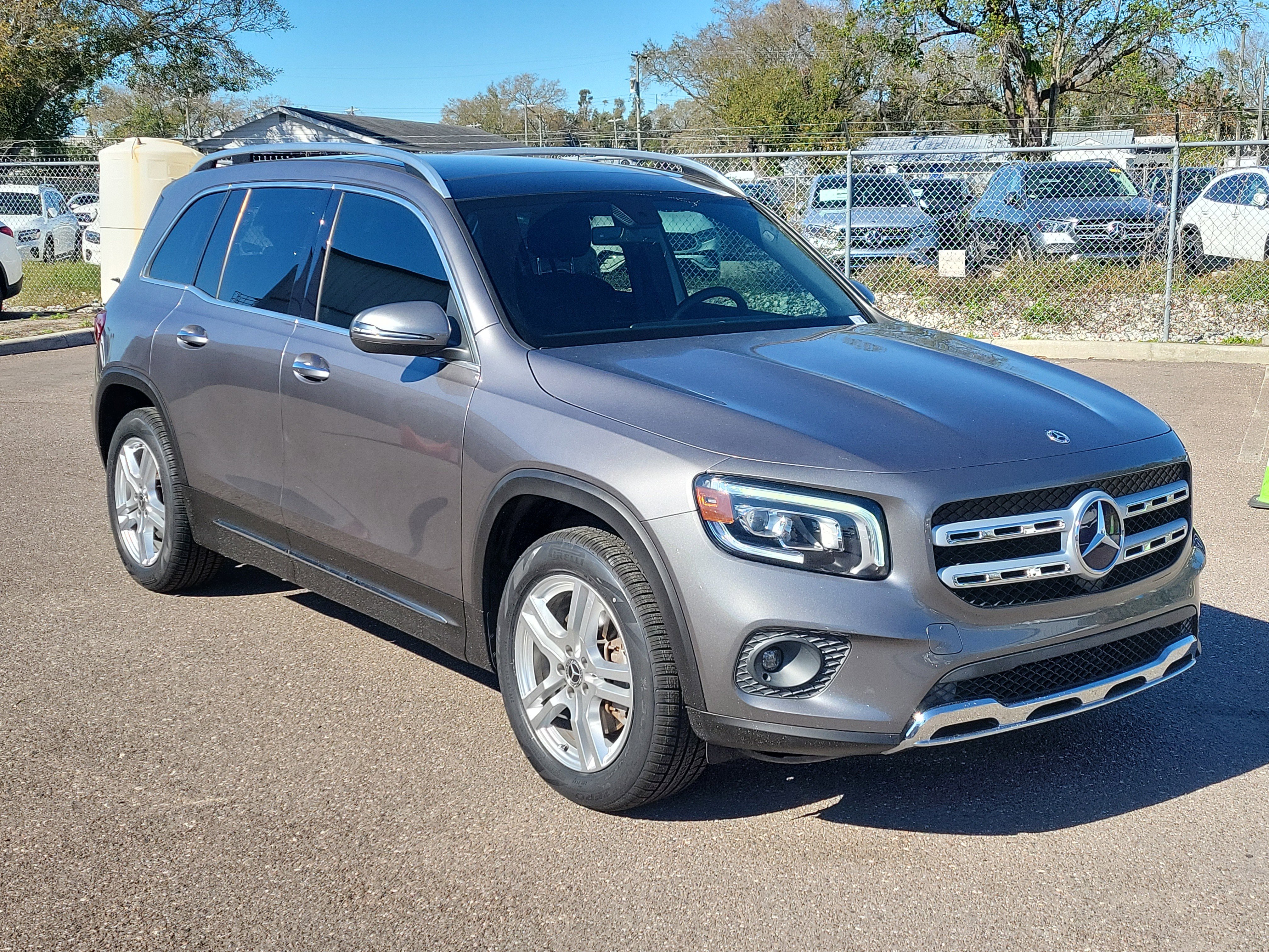 Certified 2021 Mercedes-Benz GLB 250 4MATIC image 2